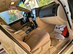 تۆیۆتا لاند کروزەر